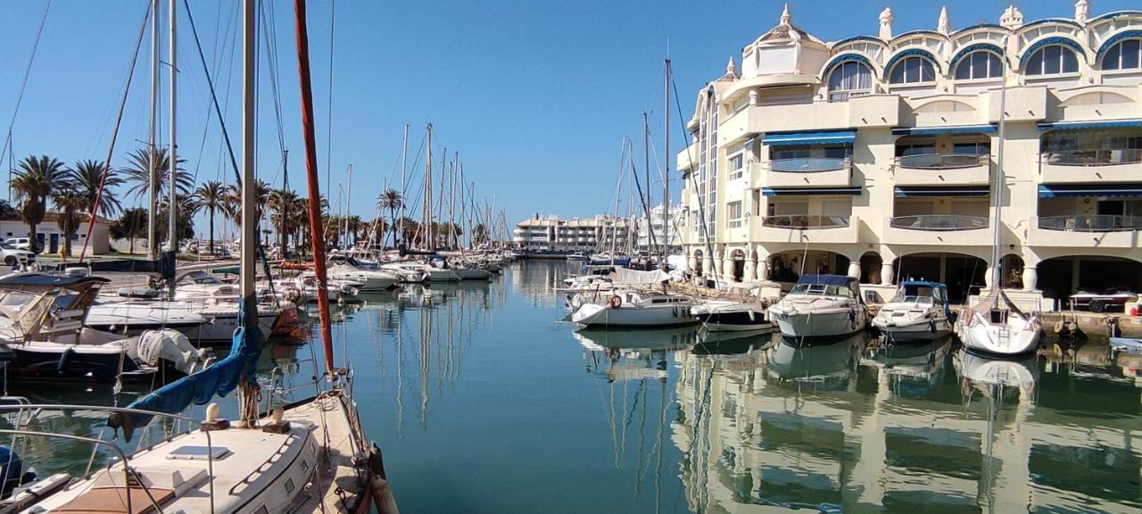 Lejlighed Piso Alquiler Vacacional En Benalmadena, Puerto Marina. *